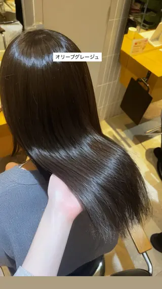 ロング カラー ラフィスヘアードープ所属・👑髪質改善Wカラー /グレージュ/アユカのヘアスタイル