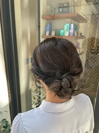 ミディアム ヘアアレンジ ゆい .🎀のヘアスタイル