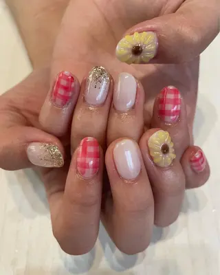 ネイル spell所属・spell nailのネイルデザイン