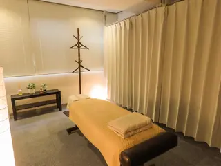 メンズ 佐津間 栄治のエステ・リラクイメージ