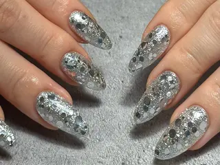 ネイル 7LOOKS フェンのネイルデザイン