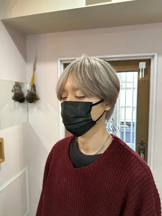 ショート cinq PROJECT所属・ミルクティーベージュ /三村克彦のヘアスタイル