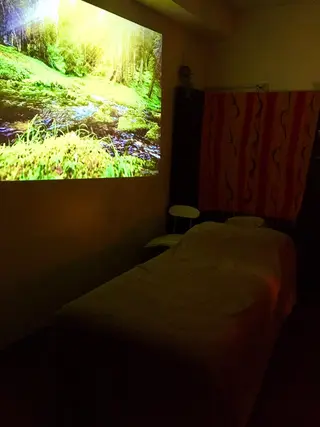 こり解消オイルリンパ ムーンリズムのエステ・リラクイメージ