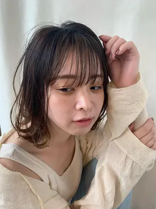 ミディアム 狩野 くるみのヘアスタイル