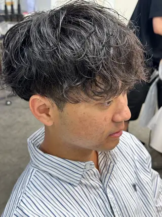 パーマ メンズ fifth men's原宿所属・fifth/原宿/ シャドウパーマ/カズのヘアスタイル