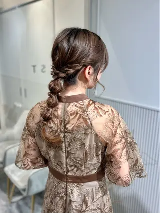 ヘアアレンジ LOVEST Rihoのヘアスタイル