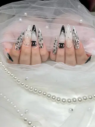 ネイル 【Laule‘a 】のネイルデザイン