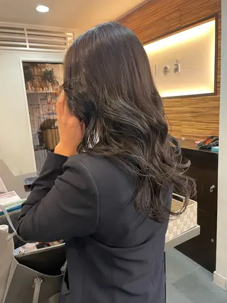ロング HIBIKI qiieのヘアスタイル