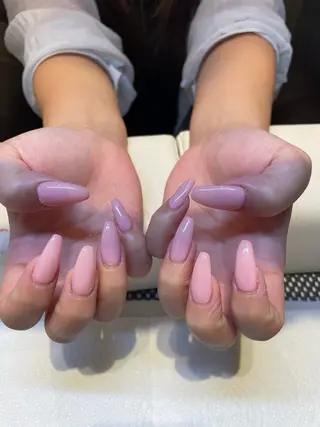 ネイル ネイルサロン　ボンボニエール心斎橋店所属・河野 巧美のネイルデザイン