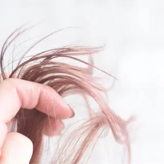 カラー ハイトーンカラー RYUのヘアスタイル