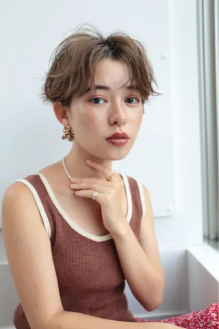 ショート ボブ ブリーチ/miinaのヘアスタイル