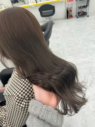 ロング カラー ヘアアレンジ ☁️縮毛矯正✖️ 透明感☁️りくのヘアスタイル