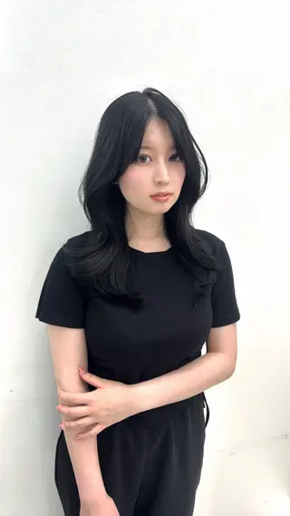 セミロング カラー 🎀愛されgirly ヘア🫧Ayakaのヘアスタイル