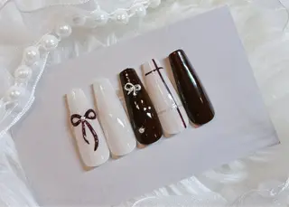 ネイル le'a-レア-【ア イ×ネイル×眉】のネイルデザイン