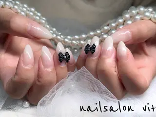 ネイル nailsalon vi+新人LiLiのネイルデザイン