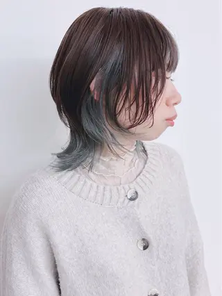 ミディアム ウルフ／レイヤー 🐺🌀寺門和紗のヘアスタイル