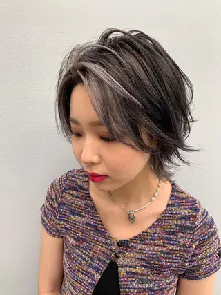 ショート カラー レイヤーカット 早崎太生のヘアスタイル