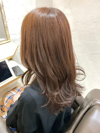 セミロング カラー 小原 慧美のヘアスタイル