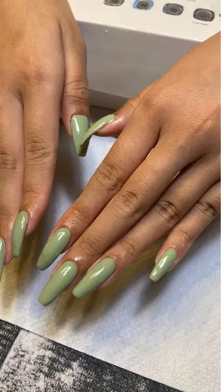 ネイル nail salon Lilyche所属・Lilyche Sayakaのネイルデザイン
