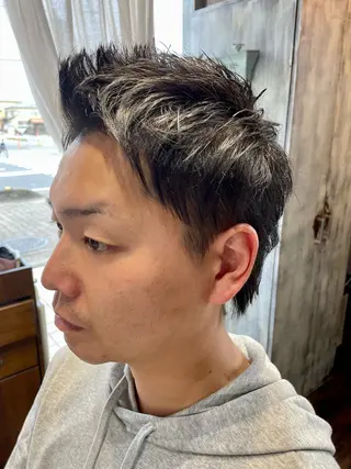 ショート 坂本 勇将のヘアスタイル