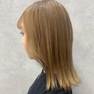 ミディアム 奈良一番ミルクティー ベージュしています⭐のヘアスタイル