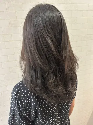セミロング カラー 大人レイヤー& 透明感カラー💄のヘアスタイル