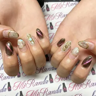 ネイル MiRanda Nail所属・MiRanda 保坂 舞のネイルデザイン