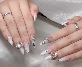 ネイル Lee Ainのネイルデザイン