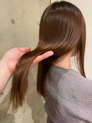 セミロング Luxe所属・Luxe表参道 髪質改善　奈良のヘアスタイル