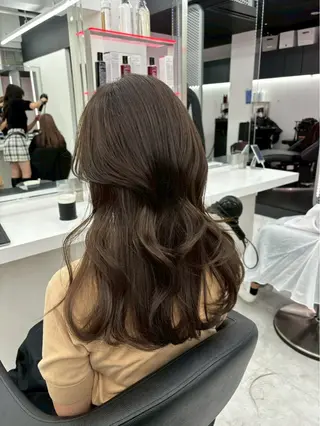 セミロング カラー 💍透明感スタイル 横浜💍MIU💍のヘアスタイル