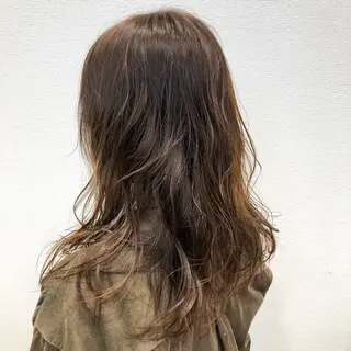 ロング カラー ナカタケ ユウのヘアスタイル