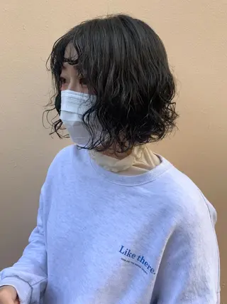 パーマ hair  bh.maara所属・bh.maara デザイン／ハイトーンのヘアスタイル