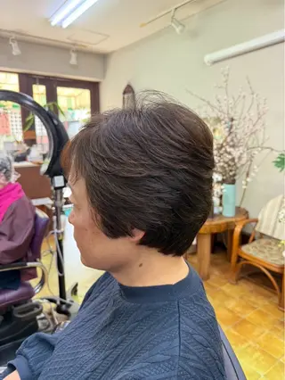 ショート カラー Yoshida Yukoのヘアスタイル