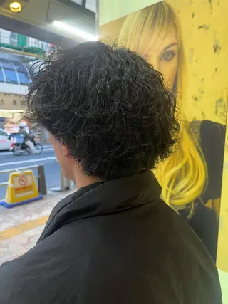 ショート パーマ メンズ 荒井 海音のヘアスタイル
