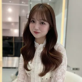 ロング 🎀Ami/新宿/レ イヤー/艶カラー🎀のヘアスタイル