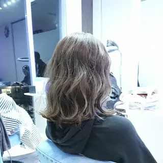 ミディアム カラー ヘアアレンジ 小林 伸行のヘアスタイル