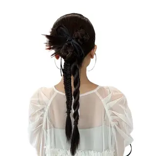 ロング SALOWIN： KASUMIのヘアスタイル
