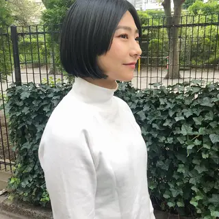 ショート 長井 美佳のヘアスタイル