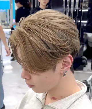 ミディアム カラー パーマ メンズ MEN'S HAIR SENSE BLUE 渋谷宇田川交番前店所属・🔥メンズ特化🔥 牧野圭吾のヘアスタイル