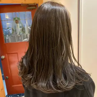 ロング カラー 組藤 沙奈のヘアスタイル