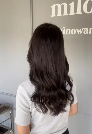 ロング miloc himekaのヘアスタイル
