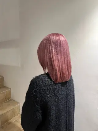 ミディアム BUZZ 自由が丘所属・ogura hitomiのヘアスタイル