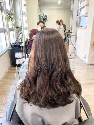 ロング カラー MUSEUM 谷平悠兼のヘアスタイル