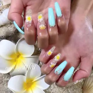 ネイル NEO Beauty Salon所属・𝐍𝐄𝐎 𝐉𝐔𝐑𝐈のネイルデザイン