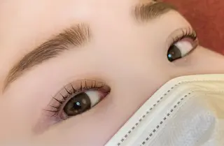 マツエク・マツパ 美肌/小顔/眉毛の 専門店 ルミナスの眉毛・アイブロウイメージ