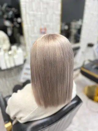 ミディアム Charm久留米所属・冨吉 咲笑のヘアスタイル