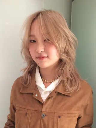 ミディアム 大久保 桃夏のヘアスタイル