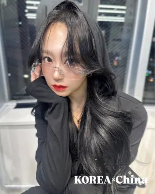 ロング カラー 渋谷韓国ヘア🇰🇷 SAYAKA🩶ᩚのヘアスタイル