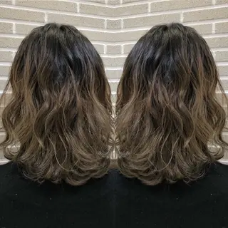 ミディアム カラー ヘアアレンジ 山北 咲子のヘアスタイル