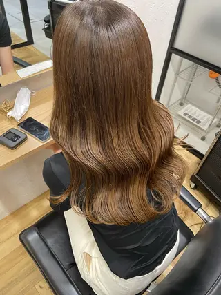 ロング カラー オリーブカラー 特化　　kaiのヘアスタイル